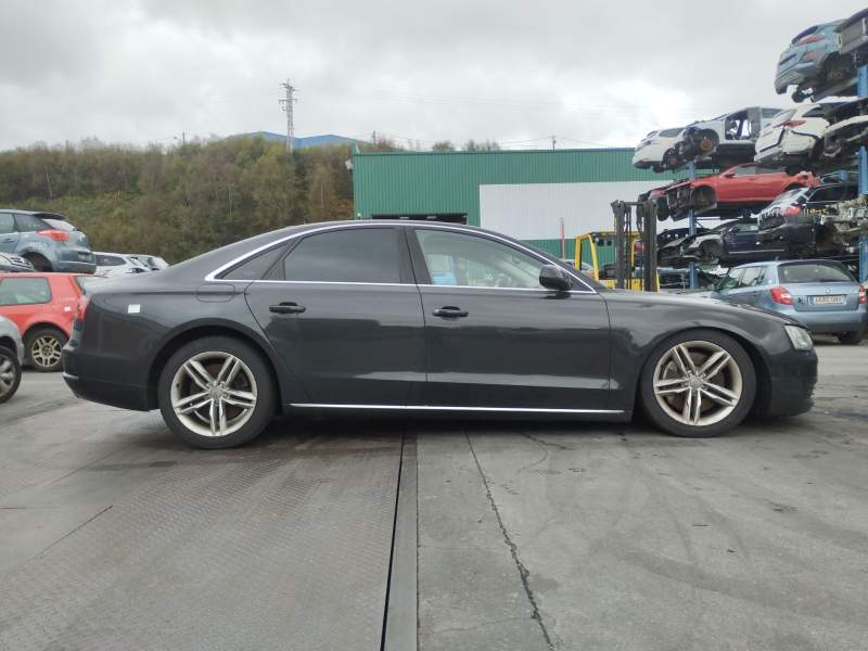 audi a8 (4h) del año 2004