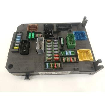 CAJA RELES / FUSIBLES 9806687980 