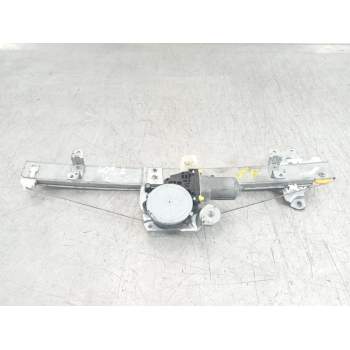 ELEVALUNAS DELANTERO IZQUIERDO 807305FA1A 