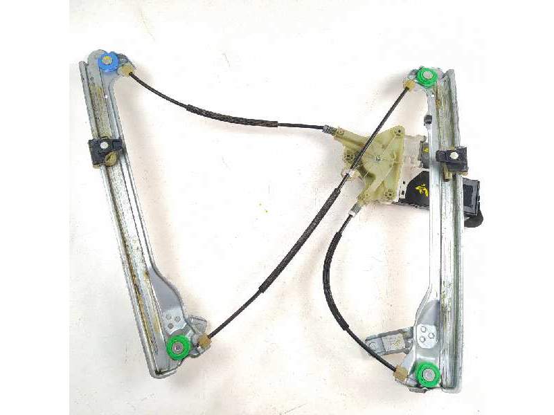 ELEVALUNAS DELANTERO DERECHO 807300027R 807210010R 