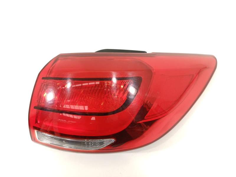 PILOTO TRASERO DERECHO 924023W510 