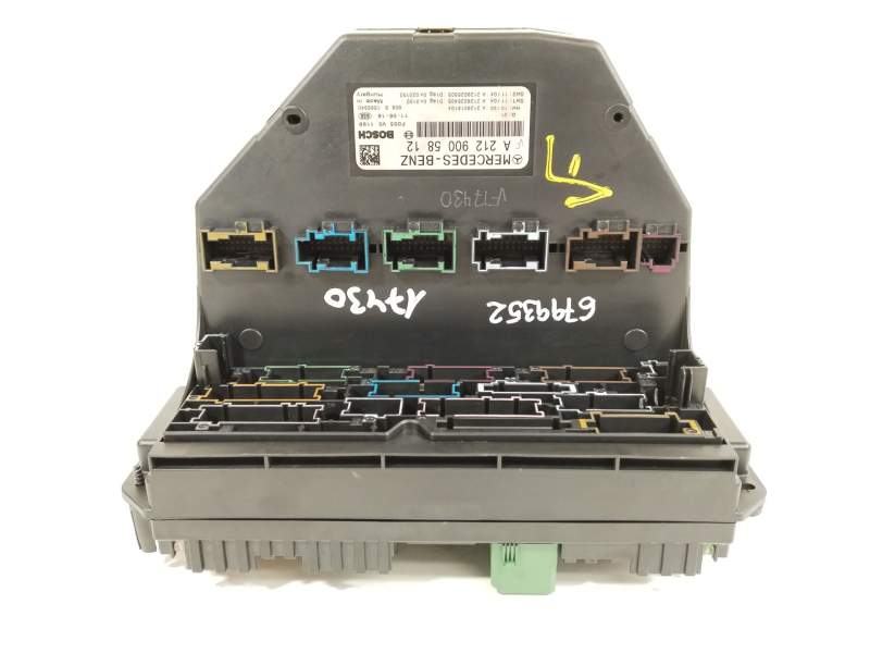 CAJA RELES / FUSIBLES A2129005812 F005V01199 