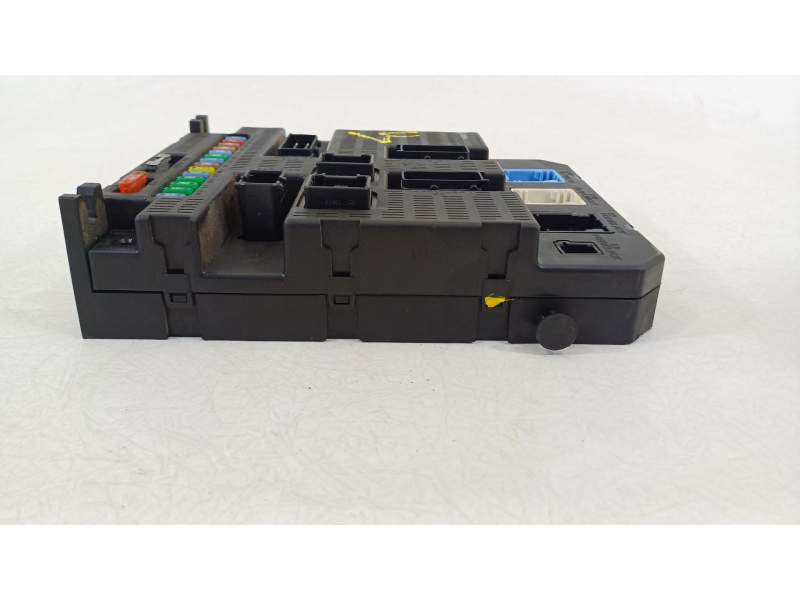 CAJA RELES / FUSIBLES 9659285380 