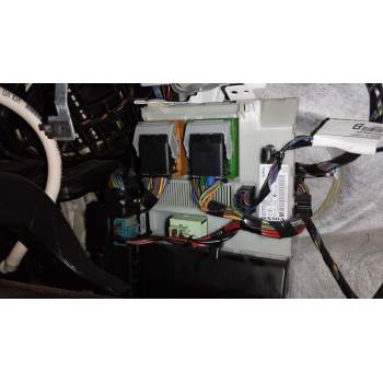 CAJA RELES / FUSIBLES 31412970 98HL143720040AAB 