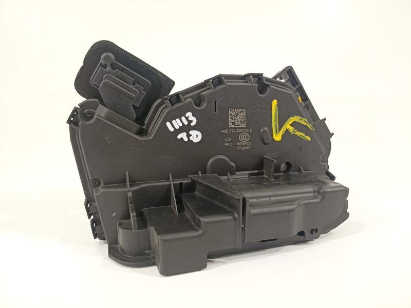 CERRADURA PUERTA TRASERA DERECHA 5TA839016E 