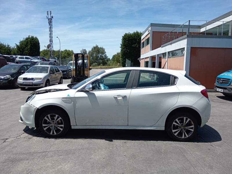 alfa romeo giulietta (940_) del año 2012