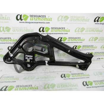 ELEVALUNAS DELANTERO DERECHO 0130821734 
