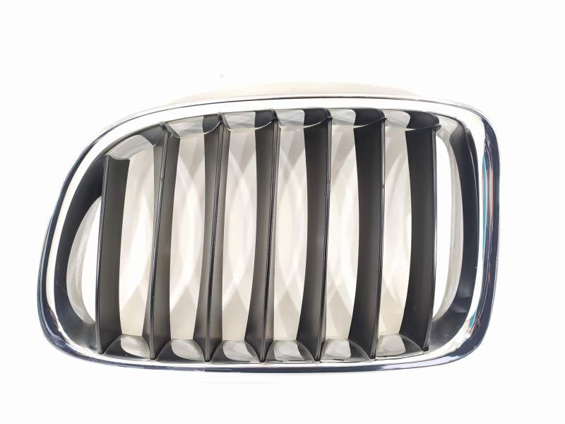 REJILLA DELANTERA 51112993307 51112993305 10627110