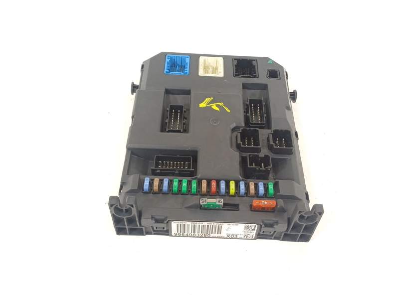 CAJA RELES / FUSIBLES 9664983280 BSIEVX0300 