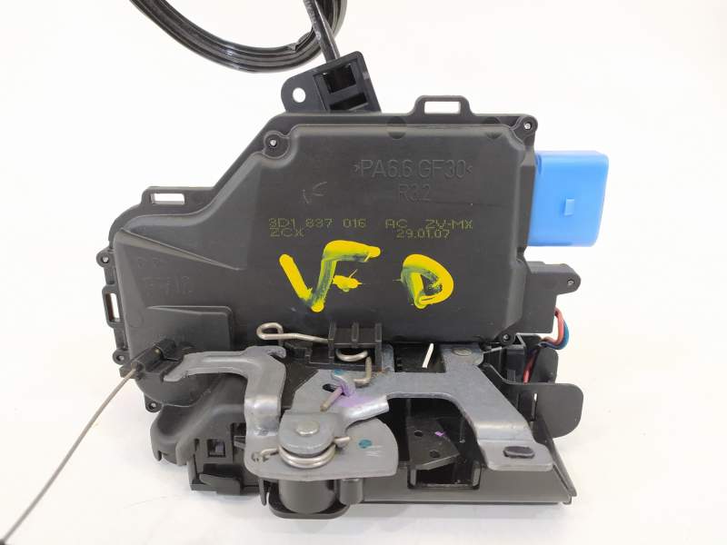 CERRADURA PUERTA DELANTERA DERECHA 3D1837016AC 