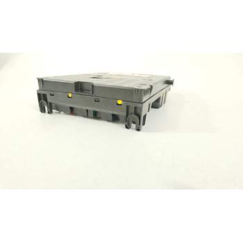 CAJA RELES / FUSIBLES 9651196880 9651197580 BSIJ0300