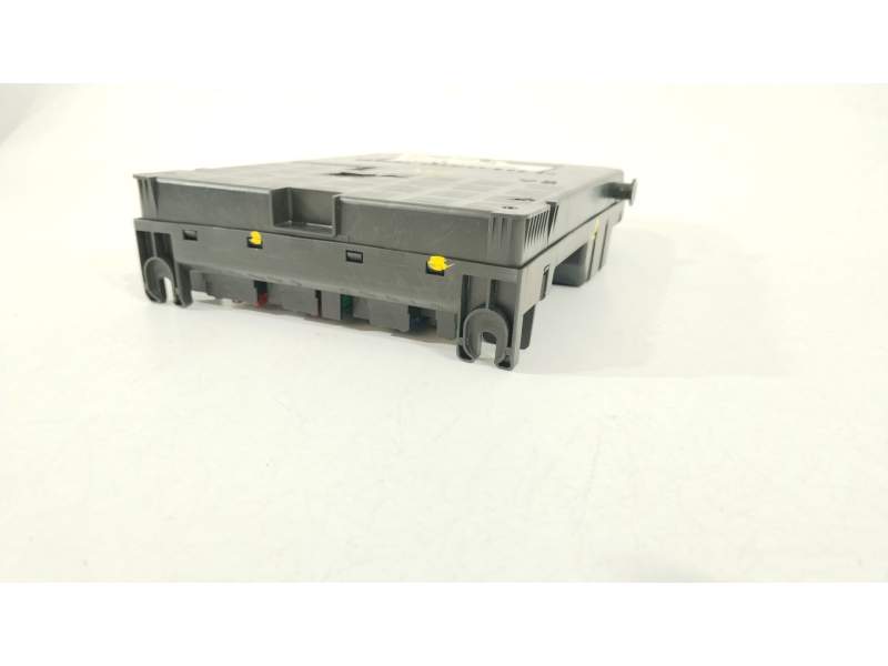 CAJA RELES / FUSIBLES 9651196880 9651197580 BSIJ0300
