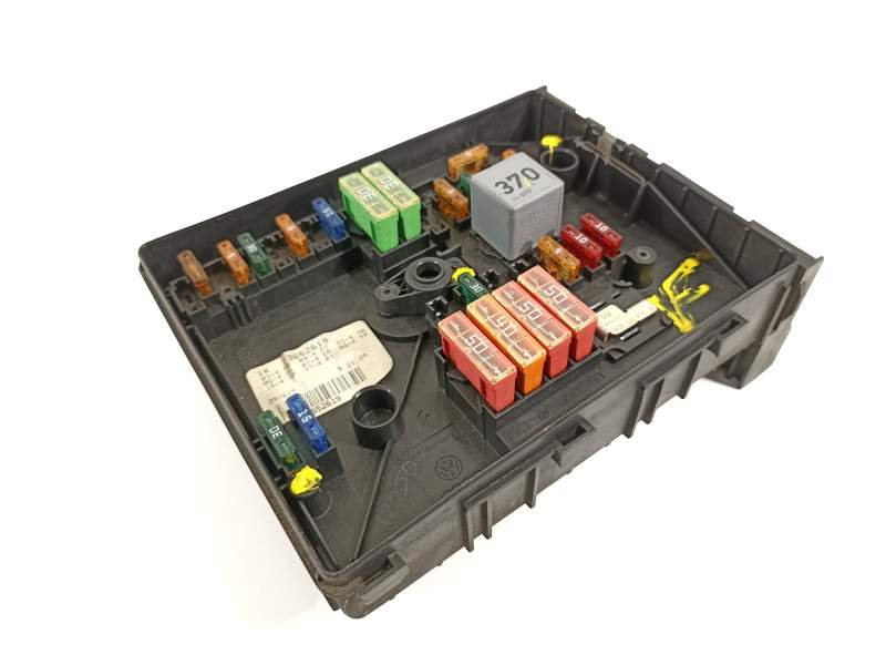 CAJA RELES / FUSIBLES 1K0937125A 