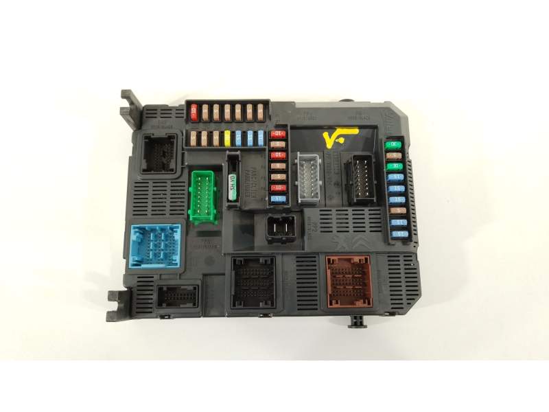 CAJA RELES / FUSIBLES 9807532080 BSIN0300