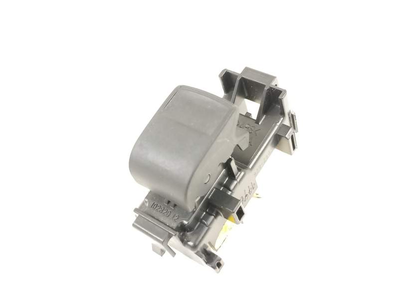 MANDO ELEVALUNAS TRASERO IZQUIERDO 848100D030 8292A43 