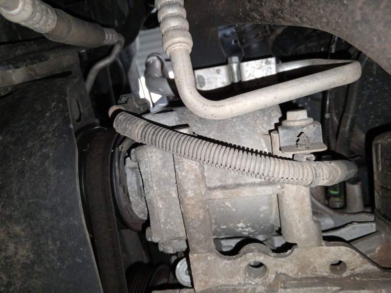 COMPRESOR AIRE ACONDICIONADO 