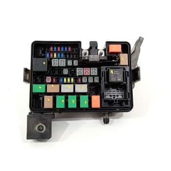 CAJA RELES / FUSIBLES 91750H8560 