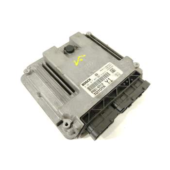 CENTRALITA MOTOR UCE 8966102Y10 0281017097 
