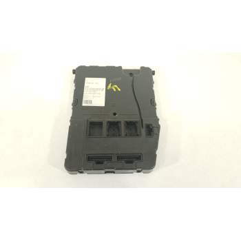CAJA RELES / FUSIBLES 8200837591 8200780007 U118400148J