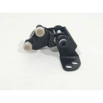 BISAGRA PUERTA 7C0843304 