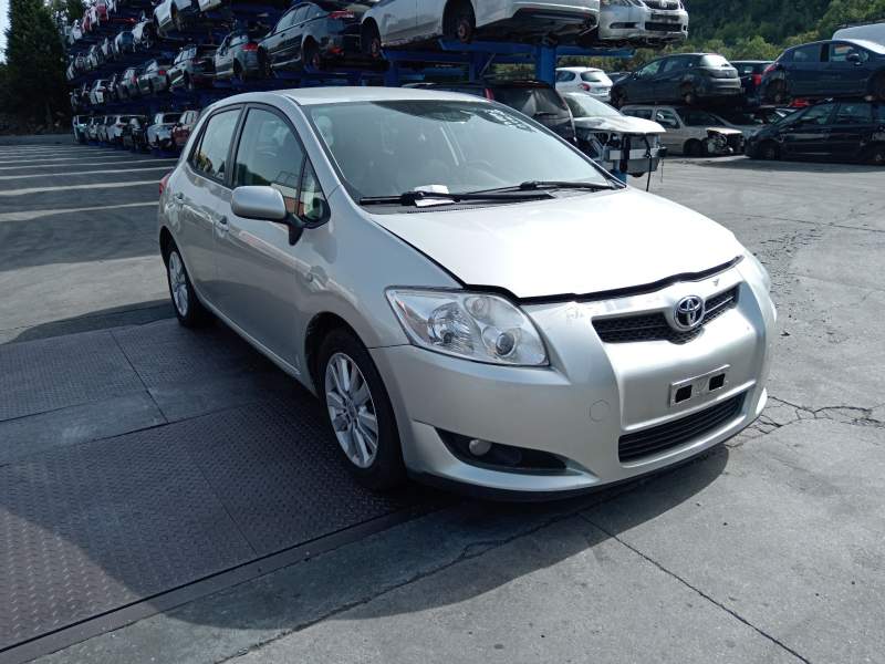 toyota auris (_e15_) del año 2007