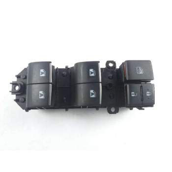 MANDO ELEVALUNAS DELANTERO IZQUIERDO 84040F4020 