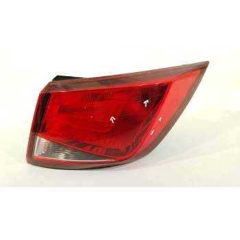 PILOTO TRASERO DERECHO 5F9945096 