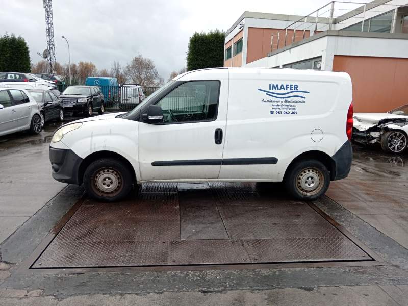 fiat doblo caja/chasis (263_) del año 2011