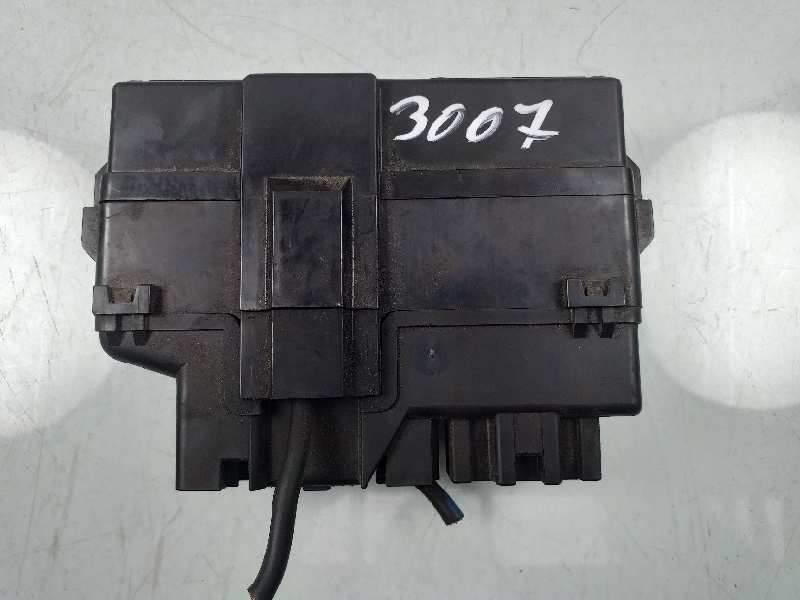 CAJA RELES / FUSIBLES FL500902B 
