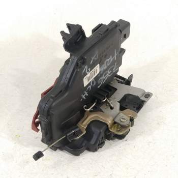 CERRADURA PUERTA TRASERA DERECHA 8Z0839016D 