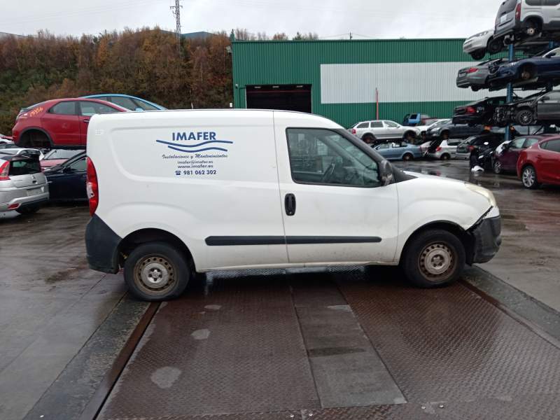 fiat doblo caja/chasis (263_) del año 2011