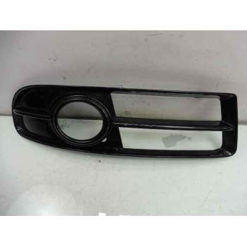 REJILLA PARAGOLPES DELANTERO 8E0807682F 