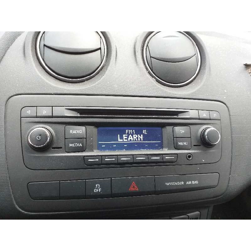 Recambio de sistema audio / radio cd para seat ibiza (6j5) reference  referencia OEM IAM 6J0035156AZT