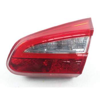 PILOTO TRASERO DERECHO 92404A2200 