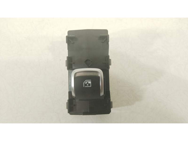 MANDO ELEVALUNAS TRASERO DERECHO 93581P2200WK 