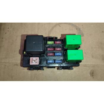 CAJA RELES / FUSIBLES 919512S000 