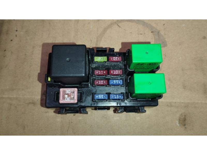 CAJA RELES / FUSIBLES 919512S000 