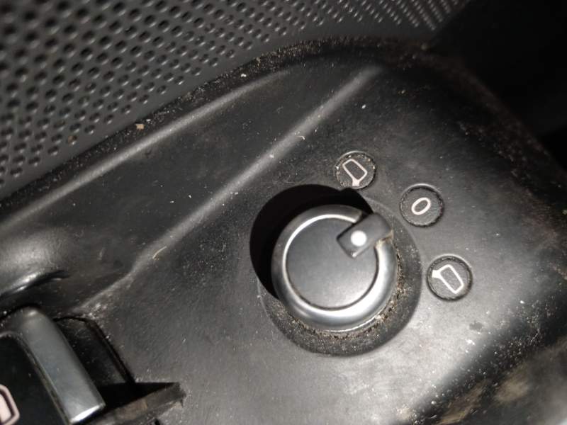 MANDO RETROVISOR 8V0959565E 