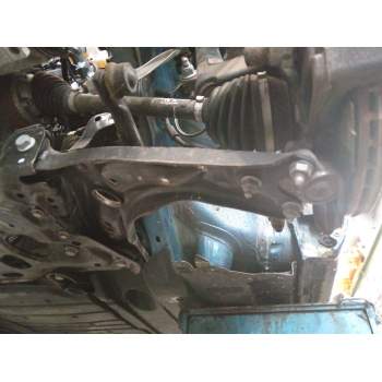 BRAZO SUSPENSION INFERIOR DELANTERO IZQUIERDO 
