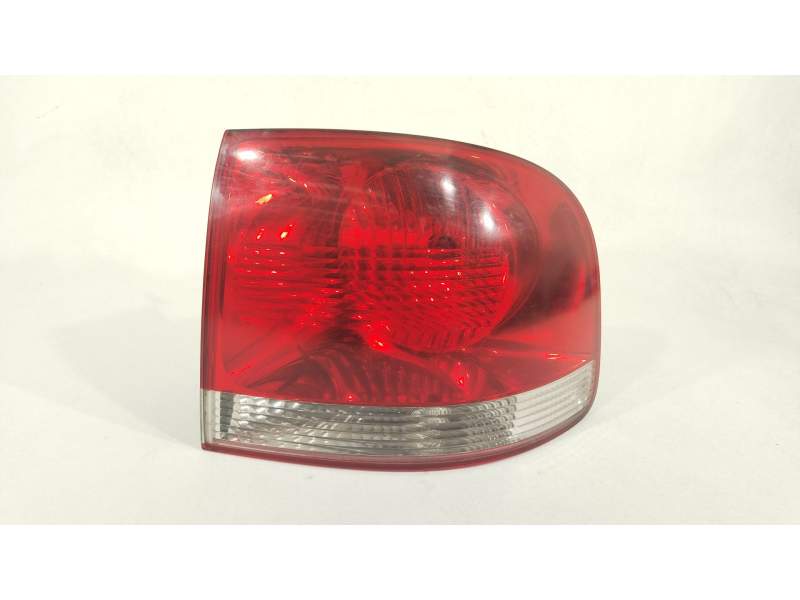 PILOTO TRASERO DERECHO 7L6945096K 