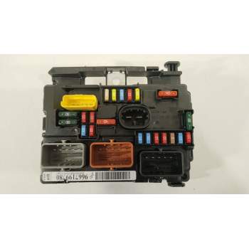 CAJA RELES / FUSIBLES 9667199780 BSMR0900 