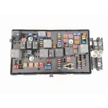 CAJA RELES / FUSIBLES 13255300 529050199 13222782