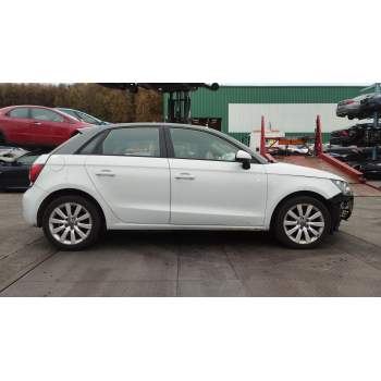 AUDI A1 Sportback (8XA, 8XF) de desguace