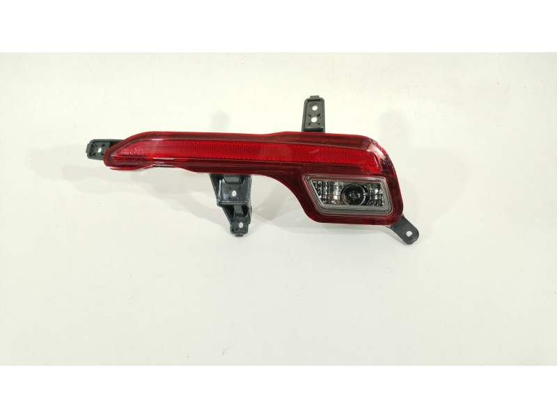 PILOTO TRASERO DERECHO PARAGOLPES 92406P2000 