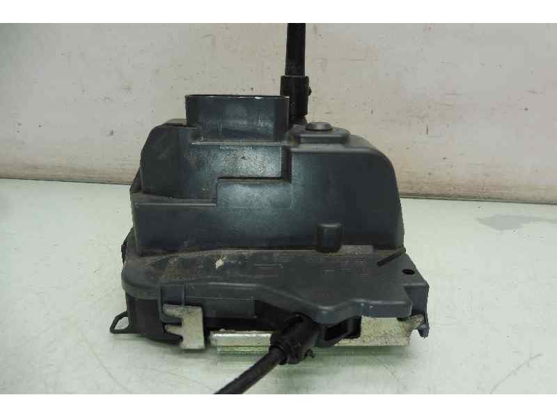 CERRADURA PUERTA TRASERA DERECHA 8200212467 