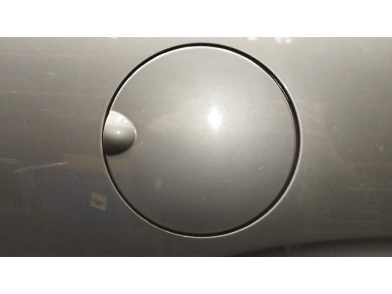 TAPA EXTERIOR COMBUSTIBLE 5P5809905B 