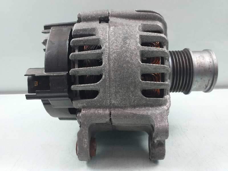 ALTERNADOR 04E903015 