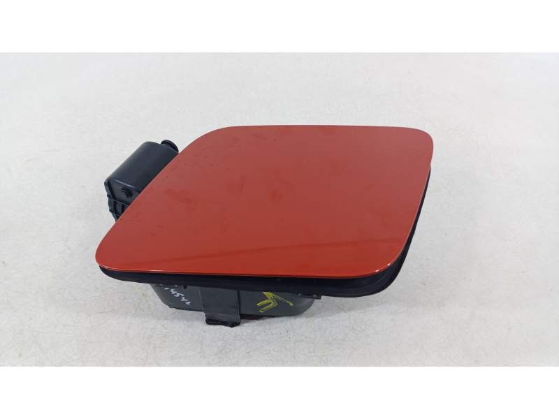 TAPA EXTERIOR COMBUSTIBLE 81595AT000 81595AT500