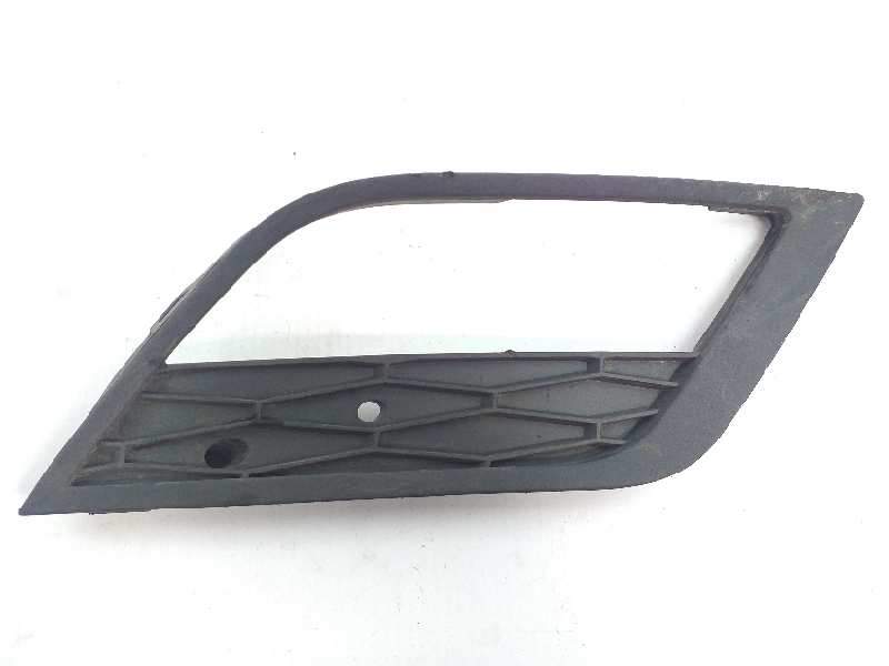 REJILLA PARAGOLPES DERECHA 5F0853666A 