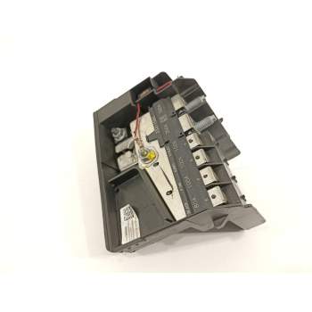 CAJA RELES / FUSIBLES 39116699 